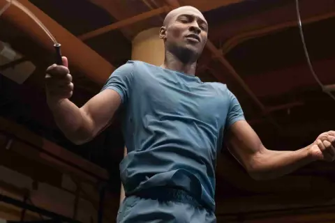 La mejor ropa para el gimnasio hombre que mejora tu rendimiento y comodidad