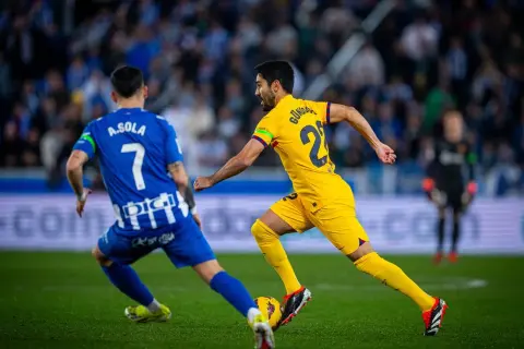Cronología de Alavés y FC Barcelona: Partidos y Momentos Clave