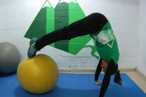 Músculo del abdomen: funciones clave y ejercicios para fortalecerlo