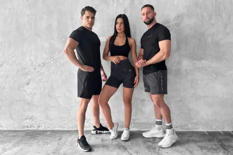 Camisetas gimnasio oversize: elige estilo y comodidad para entrenar