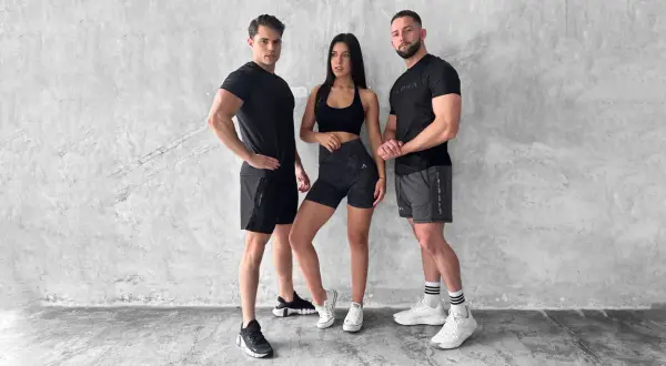 Camisetas gimnasio oversize: elige estilo y comodidad para entrenar